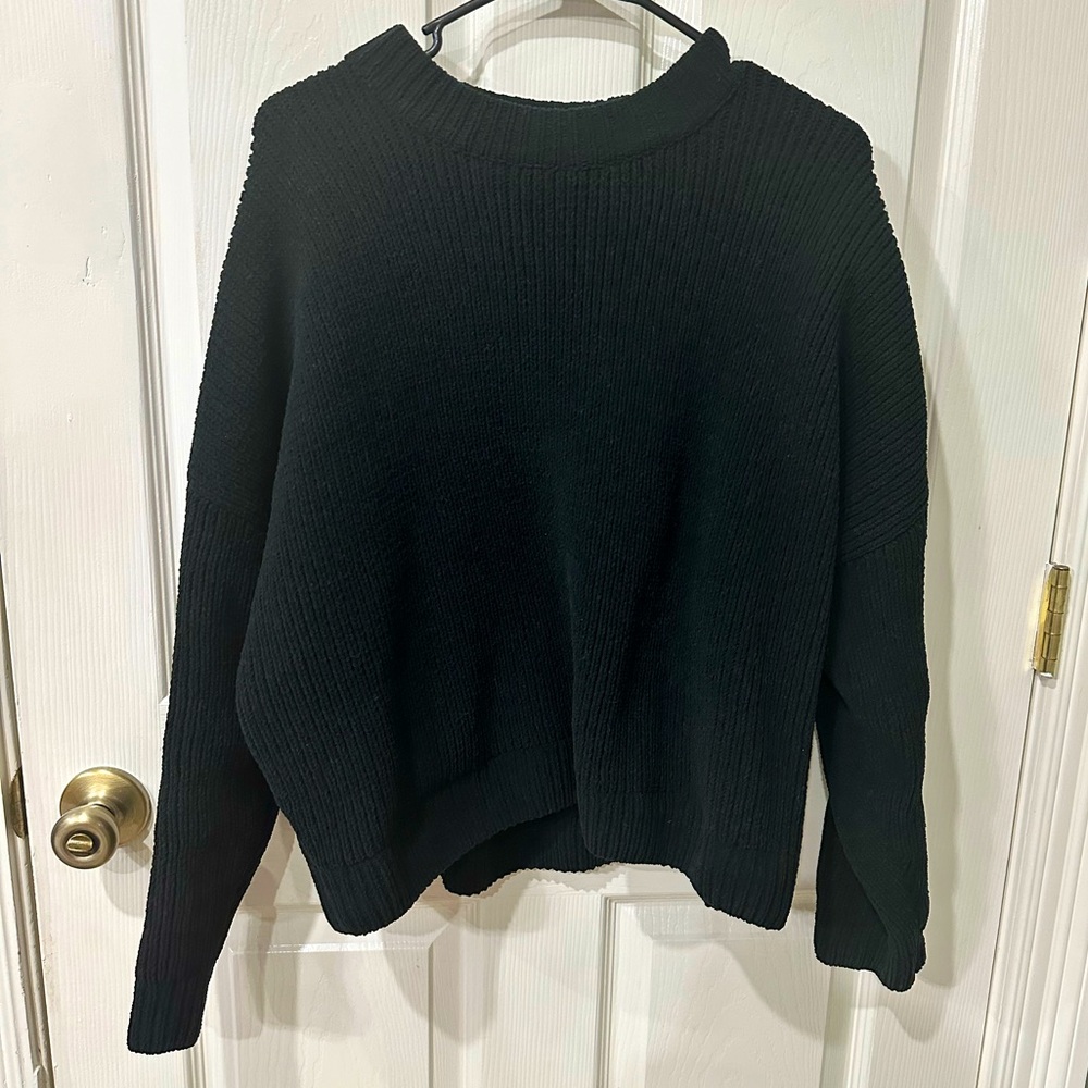 Abercrombie Chunky black sweater